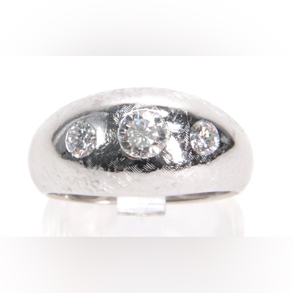 Vintage 14K White Gold 3 Stone Diamond Ring